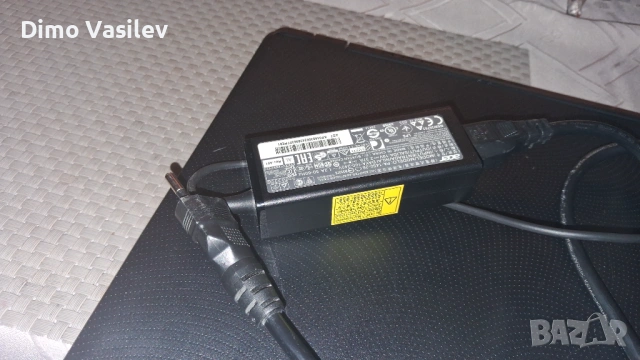Лаптоп Acer дефектен, снимка 2 - Лаптопи за дома - 53585144
