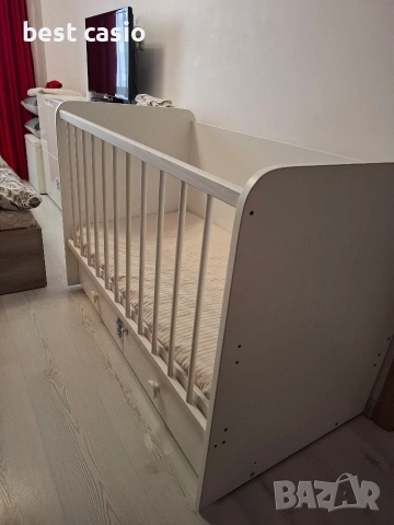 Продавам детско легло.