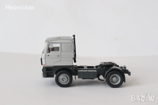HERPA H0 1/87 DAF 3300 ВЛЕКАЧ КАМИОН МОДЕЛ КОЛИЧКА