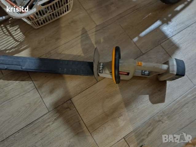 Акумулаторен храсторез RYOBI, снимка 3 - Градинска техника - 53412077