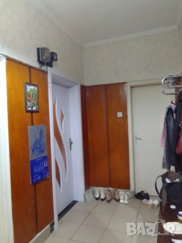 Продава четиристаен апартамент в центъра на гр.Свищов, снимка 4 - Апартаменти - 52176833