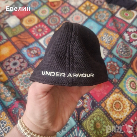 детска оригинална шапка Under Armour, снимка 2 - Шапки - 52104776
