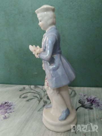 порцеланова статуетка, снимка 2 - Други ценни предмети - 40505892