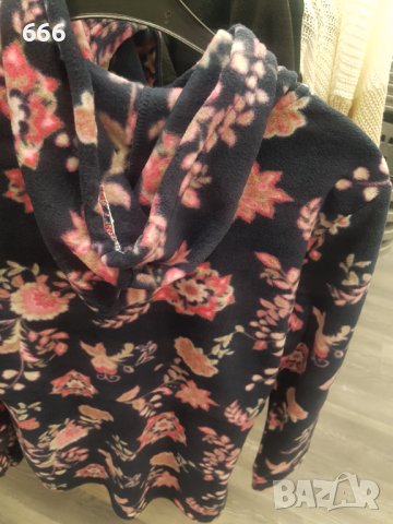 Горнище, снимка 2 - Спортни екипи - 42218995