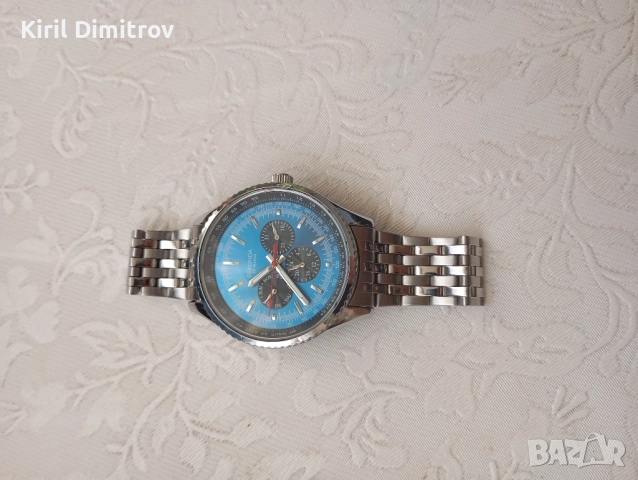 Продавам часовник!