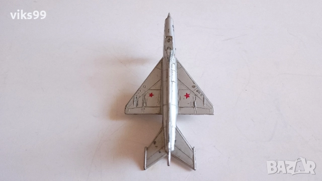 Метални Самолети Произведени в България, снимка 15 - Колекции - 52954764