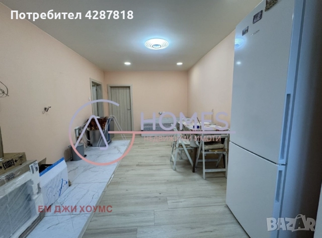 Продава се двустаен апартамент преустроен на тристаен в Надежда 4