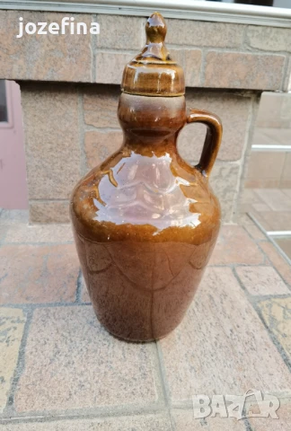 Продава се автентичен ръчно изработен керамичен съд с капак, снимка 2 - Антикварни и старинни предмети - 51108759