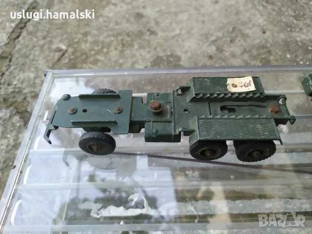 Лот стари/ колекционерски/военни колички/играчки, снимка 6 - Колекции - 55974605