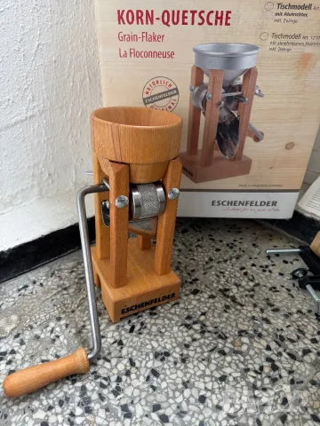 Ръчна Преса/Мелачка за Зърнени Храни - Eschenfelder Kornquetsche, от Масивен Бук!, снимка 2 - Други - 50218757