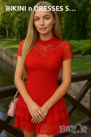 Червена дантелена рокля