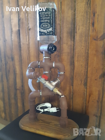 Настолна лампа в индустриален стил , снимка 2 - Настолни лампи - 44840687