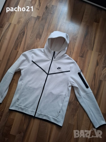 Nike Tech Fleece , снимка 3 - Спортни дрехи, екипи - 52692445