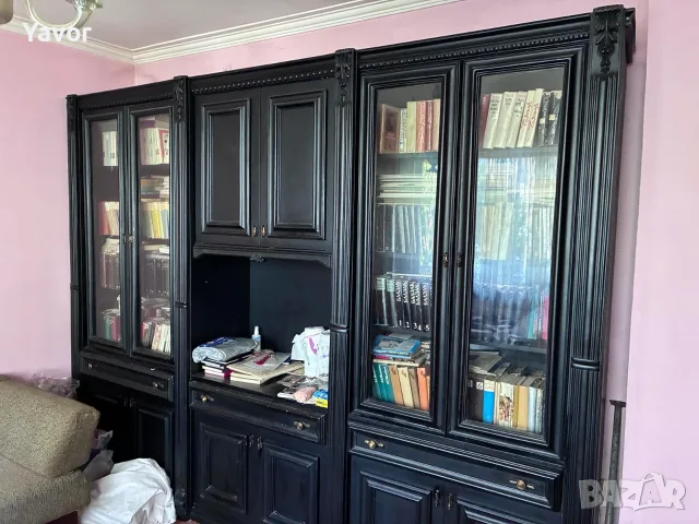Продавам запазена библиотека, снимка 2 - Секции и витрини - 56185570