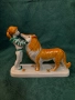 Рядка Статуетка „Момиче с куче“, Дулевский фарфоровый завод (Дулево), СССР, 1968-1991 г., снимка 2