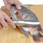 Уред нож за почистване на  риба -  лесно премахване на люспите с удобна дръжка, снимка 2