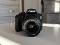 Фотоапарат DSLR Canon EOS 2000D + зарядно, снимка 1