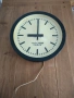 Продавам ретро български стенен часовник на ТПК А.С.Попов от времето на 1970г., снимка 1