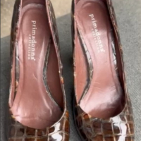 Нови лачени обувки, 36 номер, снимка 2 - Дамски обувки на ток - 44837622