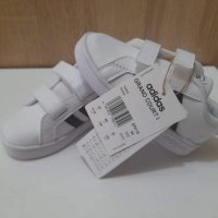 Децки маратонки adidas, снимка 1 - Детски маратонки - 35822282
