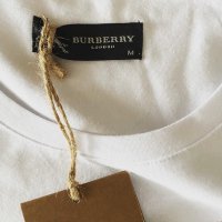 Burberry дамски тениски S и М, снимка 16 - Тениски - 39026393