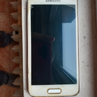 Samsung Galaxy S5 Mini ( неработещ дисплей, за части ), снимка 1 - Samsung - 44566626
