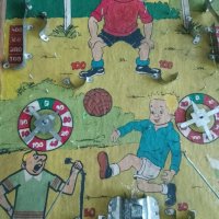 Винтидж дъска за игра на пинбол 63.см(600 мм), футболна ретро дървена игра на пинбол от 1960 г.,  - , снимка 6 - Антикварни и старинни предмети - 41534119