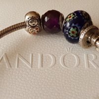 ОРИГИНАЛНА сребърна гривна Пандора PANDORA с 5 талисмана , снимка 7 - Гривни - 40956229