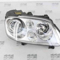 Десен фар xenon за Volkswagen Touran I (2003-2010) 0301205272, снимка 1 - Части - 42505979