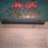 Стара руска дървена кутийка , снимка 1 - Антикварни и старинни предмети - 40386354