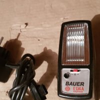 Светкавица за фотоапарат BAUER  E134A, снимка 1 - Светкавици, студийно осветление - 36025080