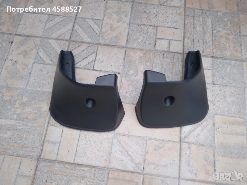 Задни калобрани за Тойота Корола Версо , снимка 1