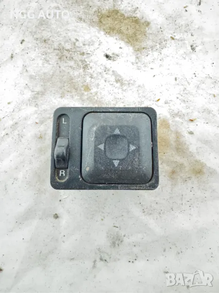 Копче релгаж огледала за NISSAN PRIMERA (P10) 1.6 (1990 - 1996), снимка 1