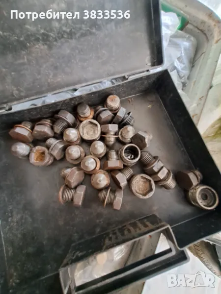 Крепежи , пробки за картер, щипки , тапи за Vw Golf Mk2 Jetta Mk2, снимка 1