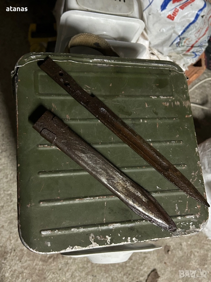 Нож с щик , снимка 1