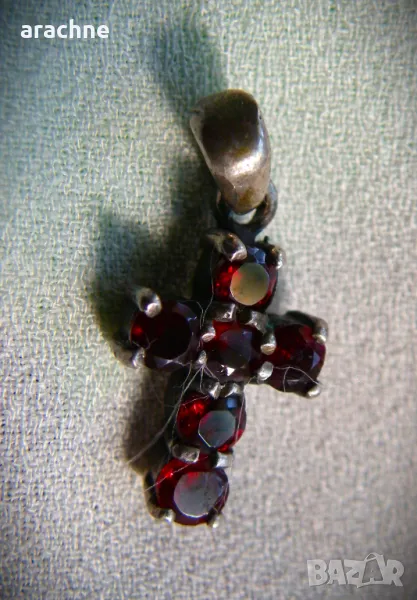 Сребърен кръст с рубини, снимка 1