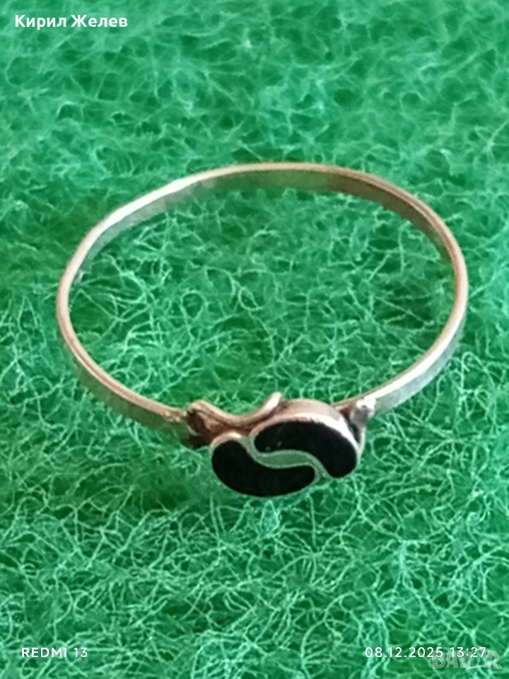 Елегантен нежен сребърен пръстен с черен емайл стил и класа 52376, снимка 1