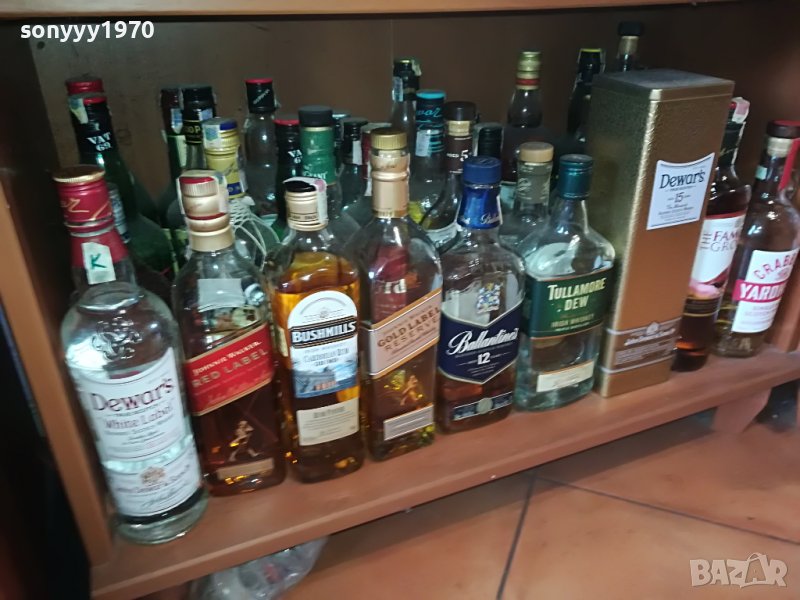 празни разни маркови шишета за колекция декор 1003231650, снимка 1