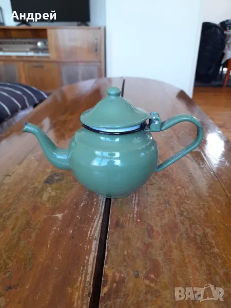 Стар емайлиран чайник #70, снимка 1