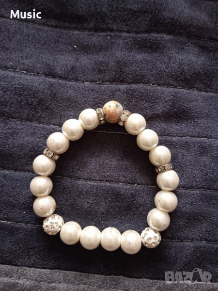 Дамска перлена гривна с камък, снимка 1