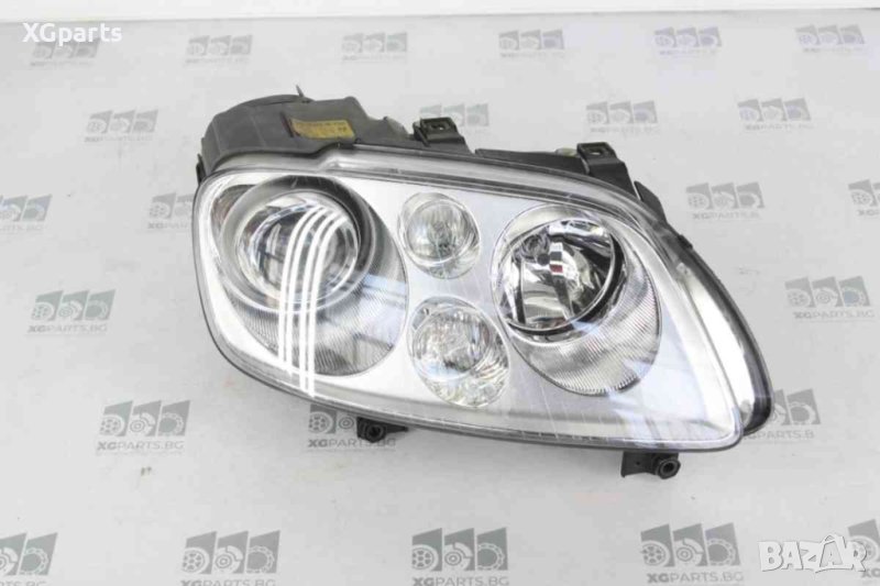 Десен фар xenon за Volkswagen Touran I (2003-2010) 0301205272, снимка 1