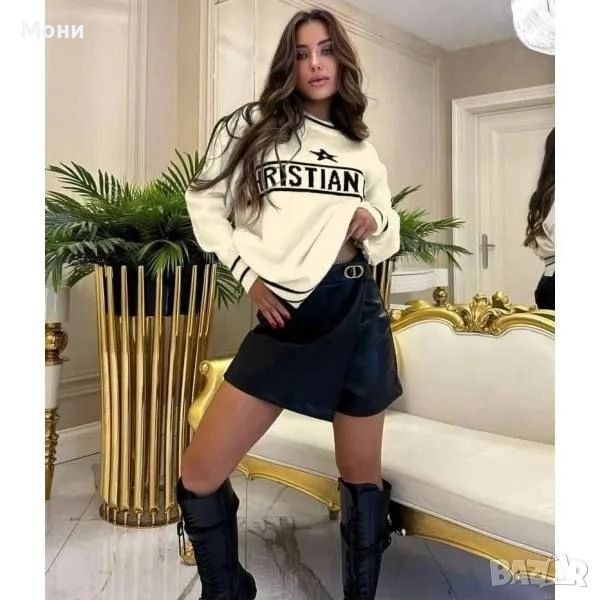 Вълнен пуловер на Dior  Универсален размер за гръдна обиколка до 110см  Цена:55лв/  Еконт це, снимка 1