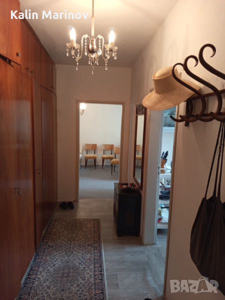 Тристаен апартамент в Асеновград , снимка 1