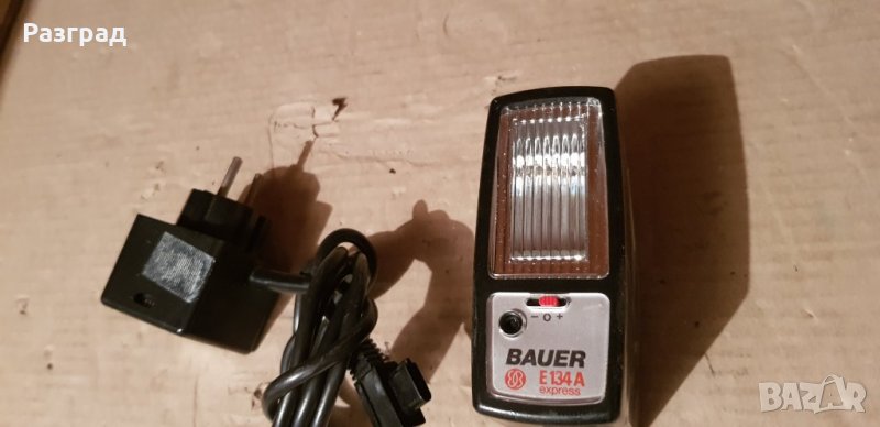 Светкавица за фотоапарат BAUER  E134A, снимка 1