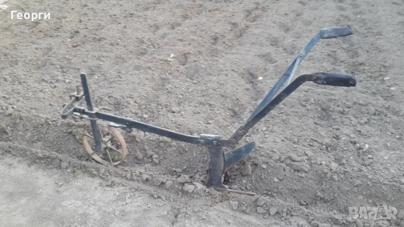 Плуг за кон, снимка 1