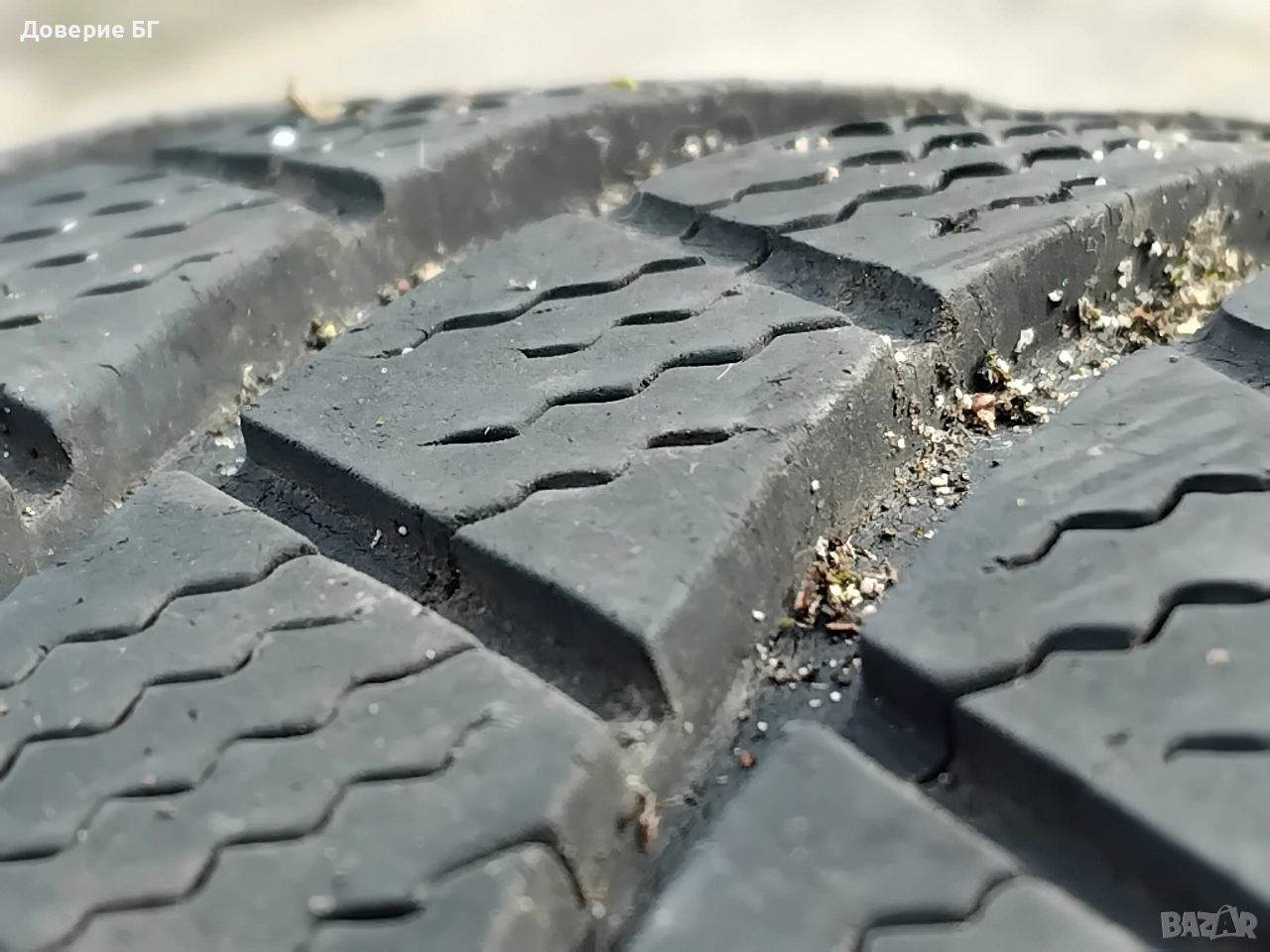 Гуми 215 65 17 Бриджистоун Bridgestone 4 броя.Нов внос. Не са нови! , снимка 1