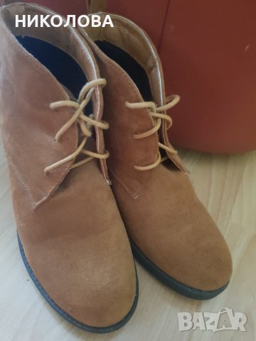 ДАМСКИ ВЕЛУРЕНИ БОТИ  N=39