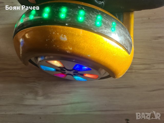 Ховърборд в златист цвят, снимка 5 - Скейтборд, ховърборд, уейвборд - 42297569