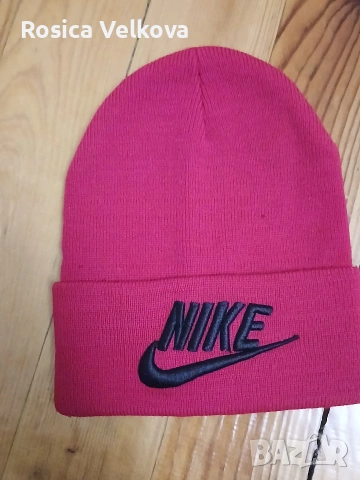 Зимни маркови шапки , снимка 14 - Шапки - 53512660