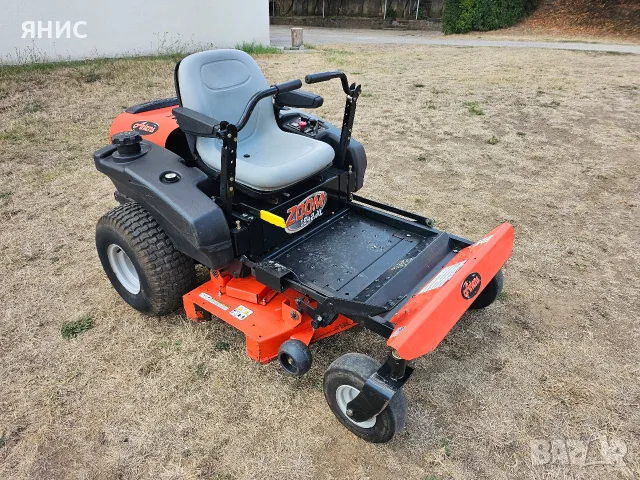 ТРАКТОРНА КОСАЧКА 18.КОНЯ BRIGGS&STRATTON/ НУЛЕВ ГРАДУС НА ЗАВИВАНЕ. КАТО НОВА , снимка 5 - Градинска техника - 56034485